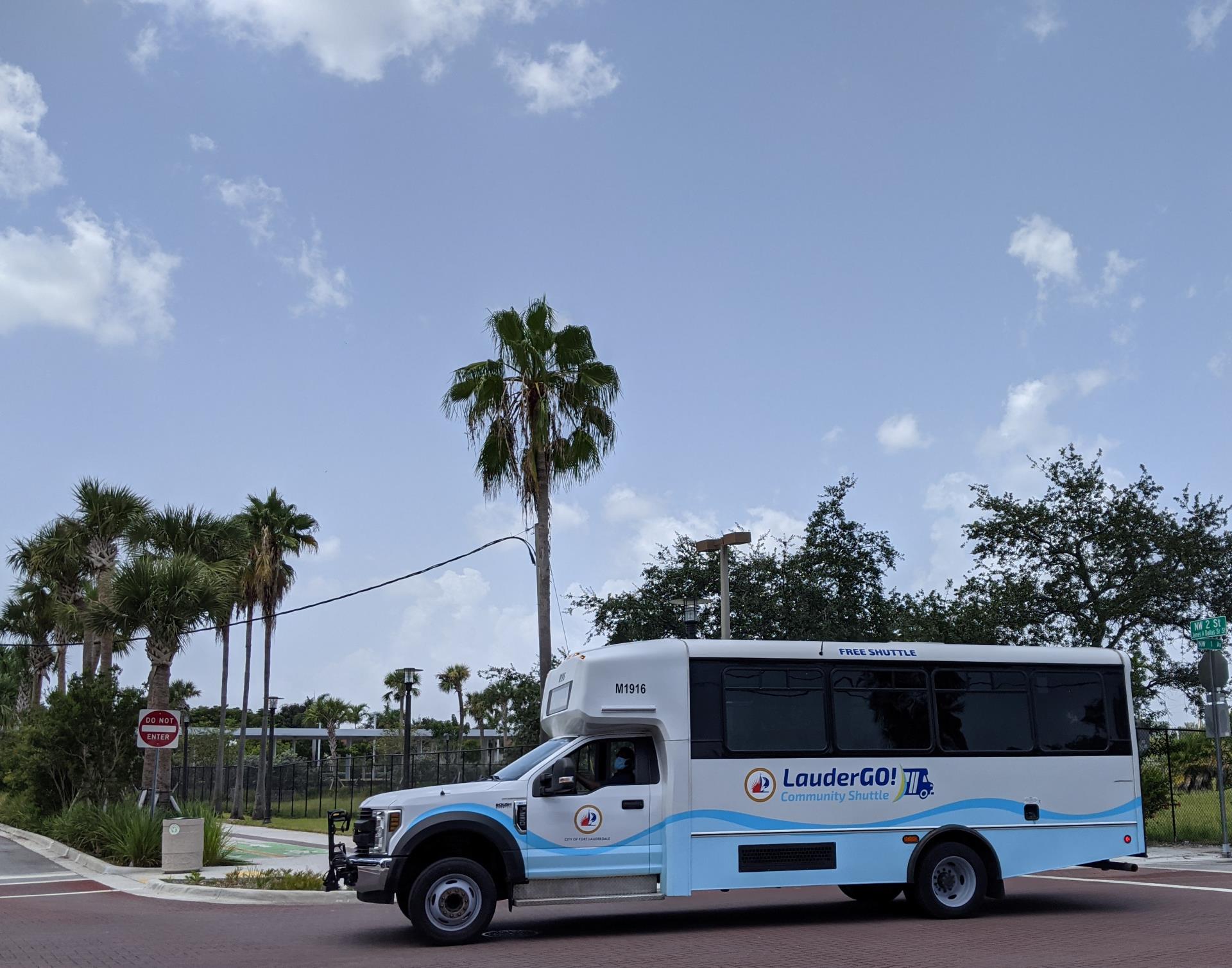 LauderGO - Shuttle -M1916 - Approaching Broward Central Terminal