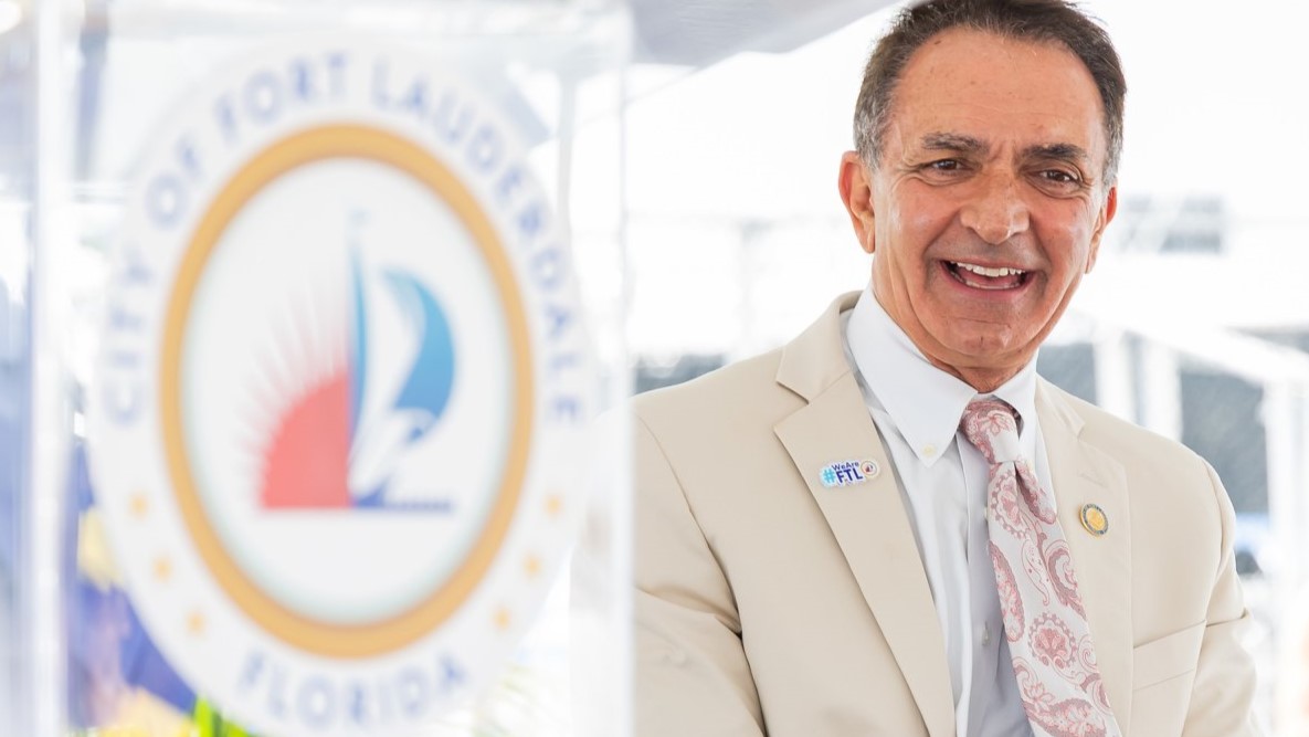 Slideshow Image of Mayor Dean Trantalis